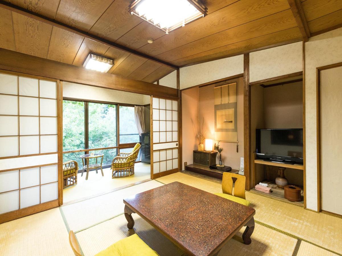 Tabist Shirasagi-Onsen Shirasagikan Hotel Toyota  Exterior photo